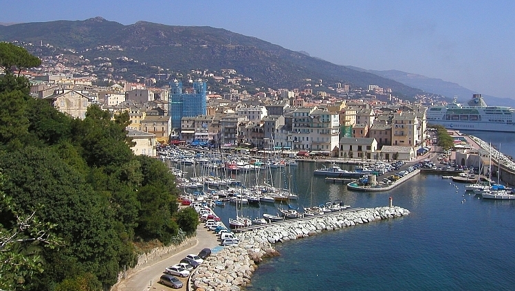 Bastia Hafen